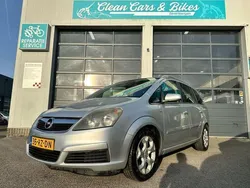 Grijs Gebruikt 2006 Opel Zafira Cosmo MPV | € 2.250 (Eerlijke prijs)
