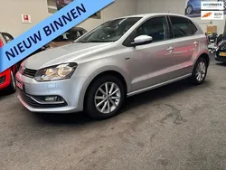 Zilver Gebruikt 2016 VW Polo LOUNGE Hatchback | € 8.750 (Goede deal)
