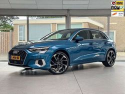 Blauw, metallic lak Gebruikt 2021 Audi A3 Sportback e-tron Business Sedan | € 24.750 (Eerlijke prijs)