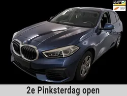 Blauw Gebruikt 2021 BMW 118 Executive Hatchback | € 21.950 (Super prijs)