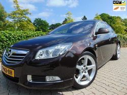 Bruin Gebruikt 2011 Opel Insignia OPC Hatchback | € 7.750 (Super prijs)