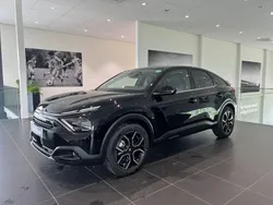Zwart Gebruikt 2023 Citroën e-C4 Shine SUV | € 35.840