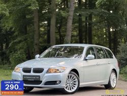 Blauw Gebruikt 2009 BMW 330 Executive Stationwagen | € 17.900