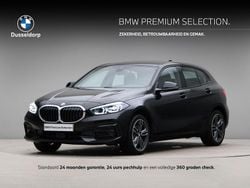 Zwart Gebruikt 2023 BMW 118 Sport Line Hatchback | € 26.450 (Goede deal)
