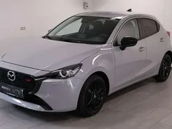 Grijs, metallic lak Gebruikt 2024 Mazda 2 Homura-Aka Hatchback | € 23.949 (Eerlijke prijs)