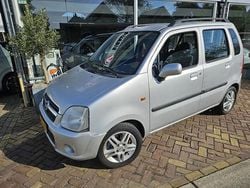 Grijs Gebruikt 2007 Opel Agila Hatchback | € 2.750 (Duur)