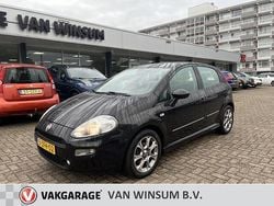Zwart Gebruikt 2014 Fiat Punto Evo Street Hatchback | € 3.950 (Eerlijke prijs)