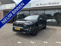 Zwart Gebruikt 2022 Toyota RAV4 Hybrid Edition SUV | € 40.900 (Eerlijke prijs)
