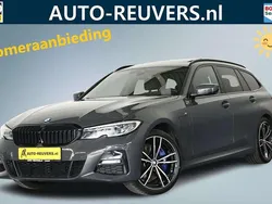 Grijs, metallic lak Gebruikt 2021 BMW 330 M Sport Stationwagen | € 36.850 (Eerlijke prijs)