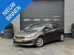 Bruin Gebruikt 2017 Kia Ceed Hatchback | € 7.990 (Eerlijke prijs)