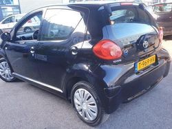 Zwart Gebruikt 2007 Toyota Aygo Hatchback | € 2.999 (Eerlijke prijs)