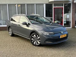 Grijs Gebruikt 2023 VW Golf VIII Style Stationwagen | € 28.950 (Eerlijke prijs)