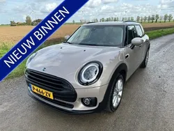 Grijs Gebruikt 2022 Mini One Clubman Business Stationwagen | € 25.950 (Iets duurder)