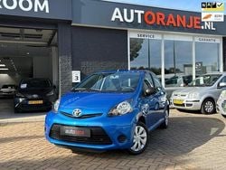 Blauw Gebruikt 2012 Toyota Aygo Comfort Hatchback | € 5.999 (Eerlijke prijs)