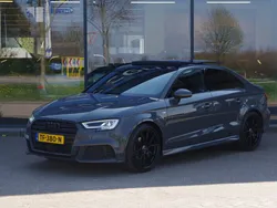 Grijs Gebruikt 2017 Audi A3 S-Line Sedan | € 21.950 (Duur)