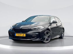 Zwart Gebruikt 2020 BMW 118 Executive Hatchback | € 23.900 (Eerlijke prijs)