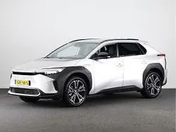 Grijs Gebruikt 2025 Toyota bZ4X Premium SUV | € 48.995 (Duur)