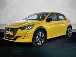 Geel Gebruikt 2022 Peugeot e-208 GT Hatchback | € 20.920 (Iets duurder)