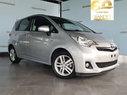Grijs Gebruikt 2012 Toyota Verso-S MPV | € 11.900 (Iets duurder)
