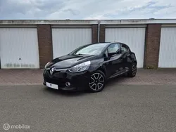 Zwart Gebruikt 2013 Renault Clio IV Dynamique Hatchback | € 6.750 (Eerlijke prijs)