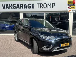 Zwart Gebruikt 2021 Mitsubishi Outlander Instyle SUV | € 27.990 (Eerlijke prijs)