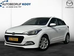 Wit Gebruikt 2018 Hyundai i20 Comfort Hatchback | € 13.645 (Eerlijke prijs)