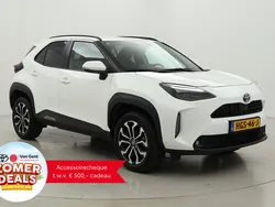 Wit Gebruikt 2023 Toyota Yaris Cross SUV | € 28.999 (Eerlijke prijs)