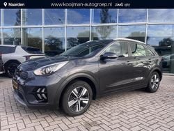 Grijs Gebruikt 2021 Kia Niro SUV | € 22.745 (Iets duurder)