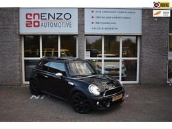 Zwart (metallic) Gebruikt 2011 Mini Cooper Hatchback | € 6.750