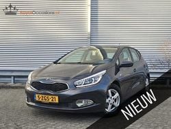 Grijs Gebruikt 2015 Kia Ceed Comfort Hatchback | € 8.950 (Eerlijke prijs)