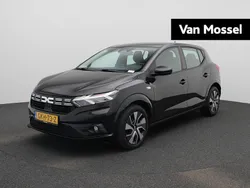 Zwart Gebruikt 2024 Dacia Sandero Expression Hatchback | € 19.435 (Eerlijke prijs)