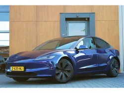 Blauw Gebruikt 2024 Tesla Model 3 Sedan | € 36.950 (Iets duurder)