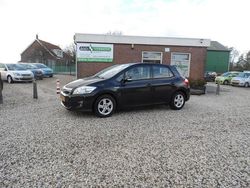 Zwart Gebruikt 2013 Toyota Auris Business Edition Hatchback | € 7.450 (Goede deal)