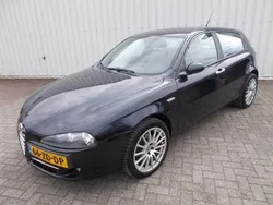 Zwart Gebruikt 2008 Alfa Romeo 147 Business Hatchback | € 2.995 (Iets duurder)