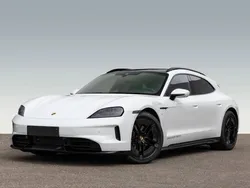 Wit Gebruikt 2024 Porsche Taycan 4S Sport Turismo Sedan | € 111.049