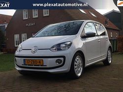 Wit Gebruikt 2012 VW up! high up! Hatchback | € 6.745 (Eerlijke prijs)