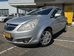 Grijs Gebruikt 2007 Opel Corsa Enjoy Hatchback | € 750 (Eerlijke prijs)