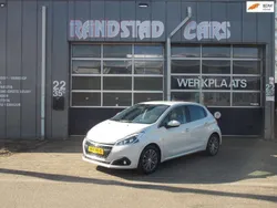 Wit Gebruikt 2019 Peugeot 208 Hatchback | € 11.499 (Eerlijke prijs)