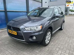 Grijs, metallic lak Gebruikt 2011 Mitsubishi Outlander Edition SUV | € 7.250 (Goede deal)