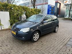 Blauw Gebruikt 2009 VW Polo Comfortline Hatchback | € 2.250 (Goede deal)