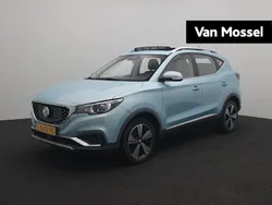 Blauw Gebruikt 2021 MG ZS Luxury Sedan | € 17.495 (Eerlijke prijs)