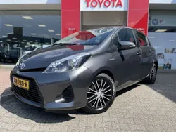 Grijs Gebruikt 2013 Toyota Yaris Hatchback | € 10.900 (Eerlijke prijs)