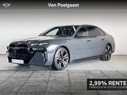 Grijs, metallic lak Gebruikt 2023 BMW i7 M Sport Sedan | € 69.900 (Eerlijke prijs)