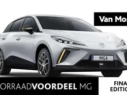 Wit Nieuw 2025 MG MG4 EV Luxury Hatchback | € 31.050 (Eerlijke prijs)