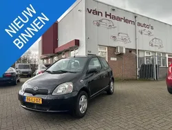 Zwart Gebruikt 2003 Toyota Yaris Hatchback | € 1.250 (Eerlijke prijs)