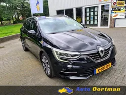 Zwart Gebruikt 2021 Renault Mégane GrandTour R.S. Stationwagen | € 26.500
