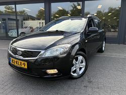 Zwart Gebruikt 2010 Kia Ceed Hatchback | € 3.750 (Eerlijke prijs)