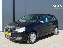 Zwart Gebruikt 2008 VW Polo Comfortline Hatchback | € 1.850 (Goede deal)