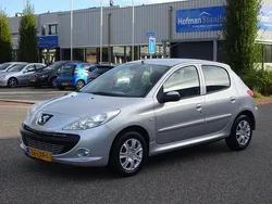 Grijs Gebruikt 2010 Peugeot 206+ Hatchback | € 2.750 (Eerlijke prijs)