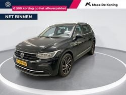 Zwart Gebruikt 2023 VW Tiguan Business SUV | € 34.440 (Super prijs)